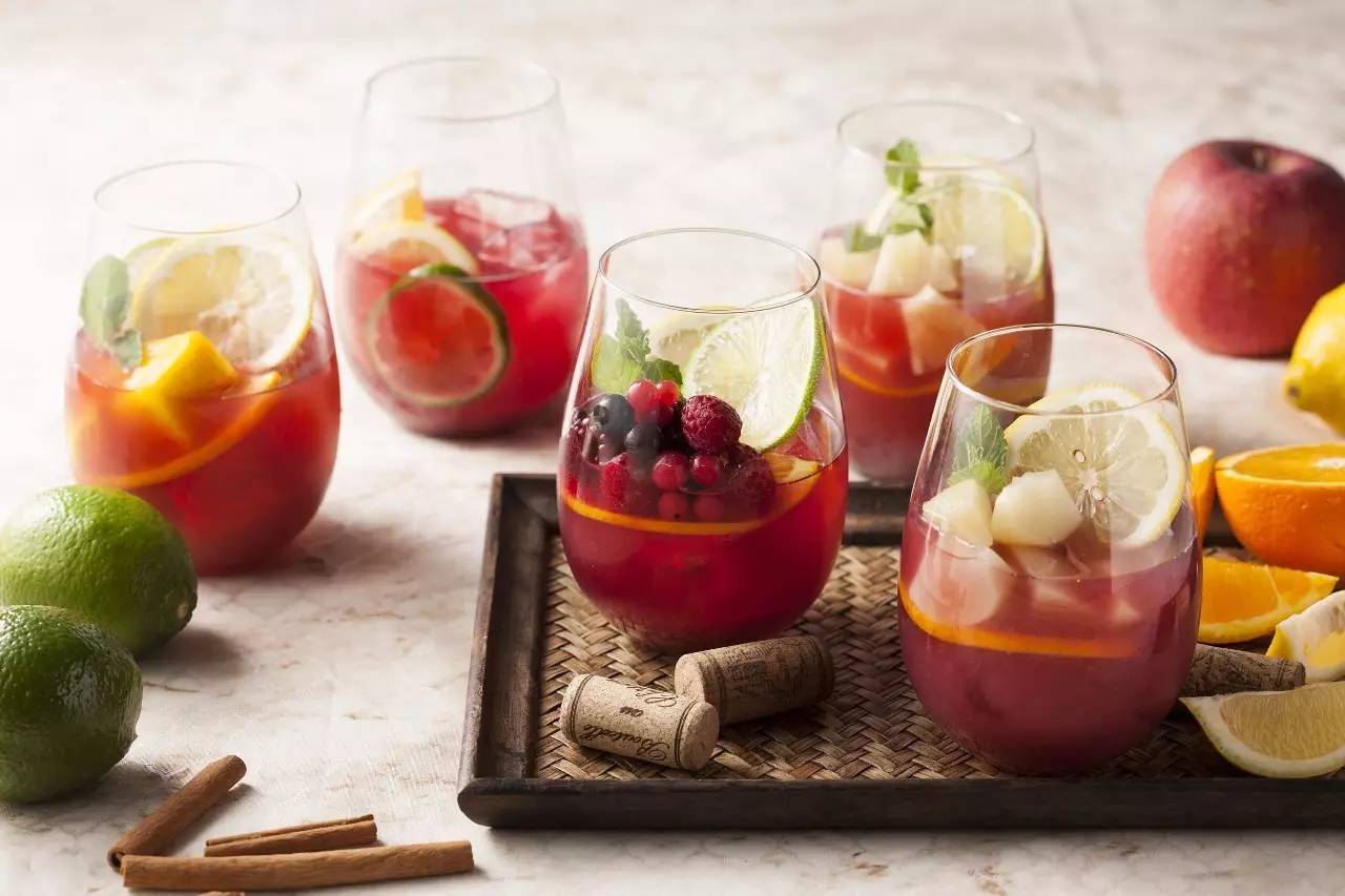 清涼夏日，無酒精桑格利亞 即飲型消暑佳飲